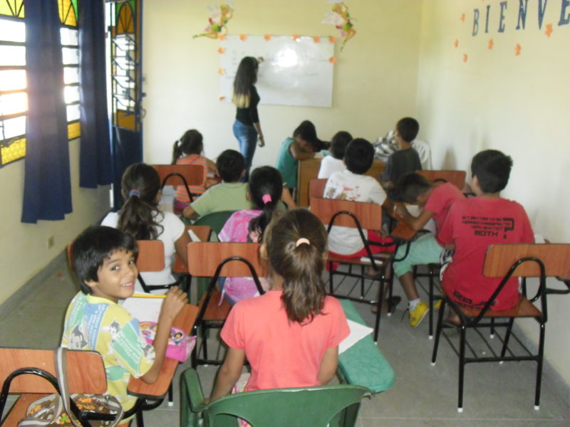 Los niños en clase