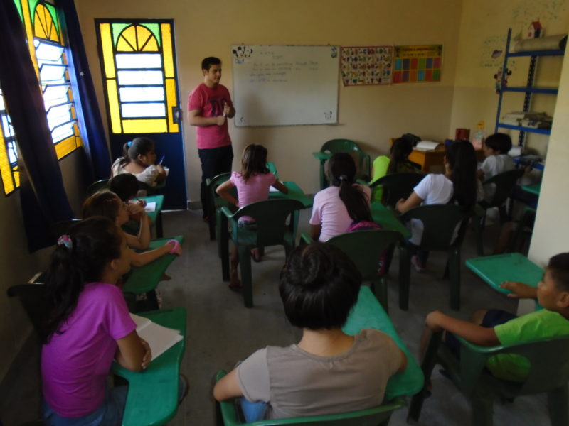 Los niños en clase